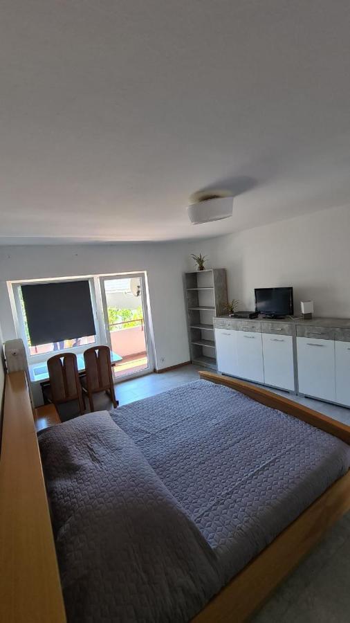 Ferienwohnung Mit Balkon In Krumpendorf Εξωτερικό φωτογραφία